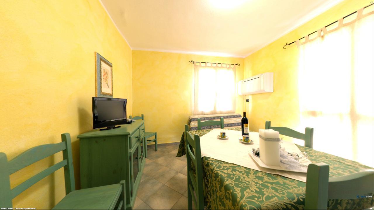 Residenza Gli Ontani Hotel Orosei Luaran gambar