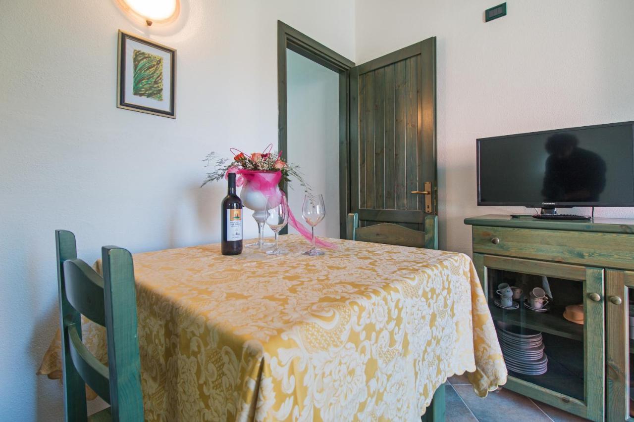 Residenza Gli Ontani Hotel Orosei Luaran gambar