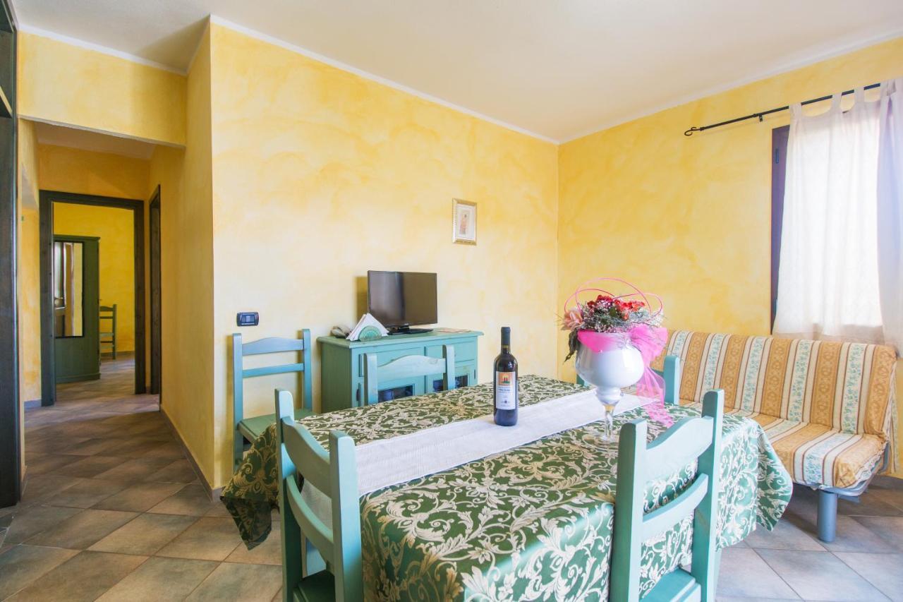 Residenza Gli Ontani Hotel Orosei Luaran gambar